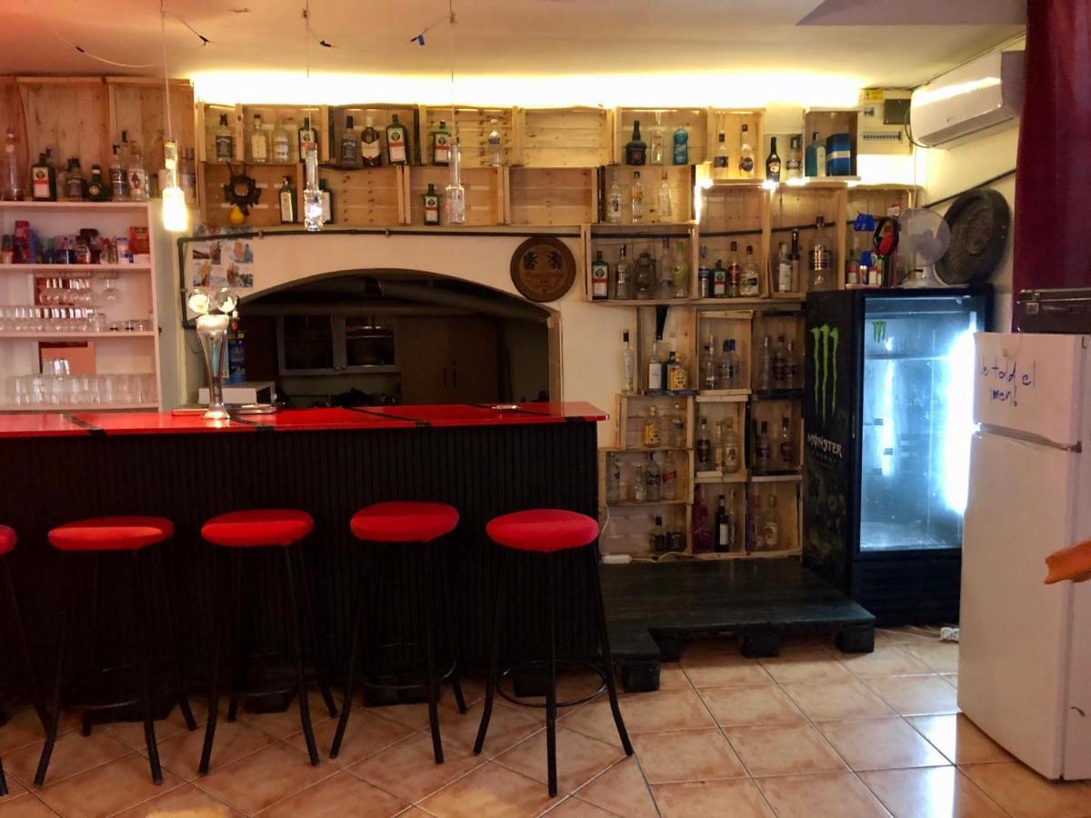 Whole Basement Former Pub3 For Bachelor / Bachelorette Party بودابست المظهر الخارجي الصورة