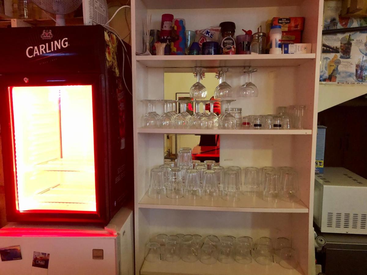 Whole Basement Former Pub3 For Bachelor / Bachelorette Party بودابست المظهر الخارجي الصورة
